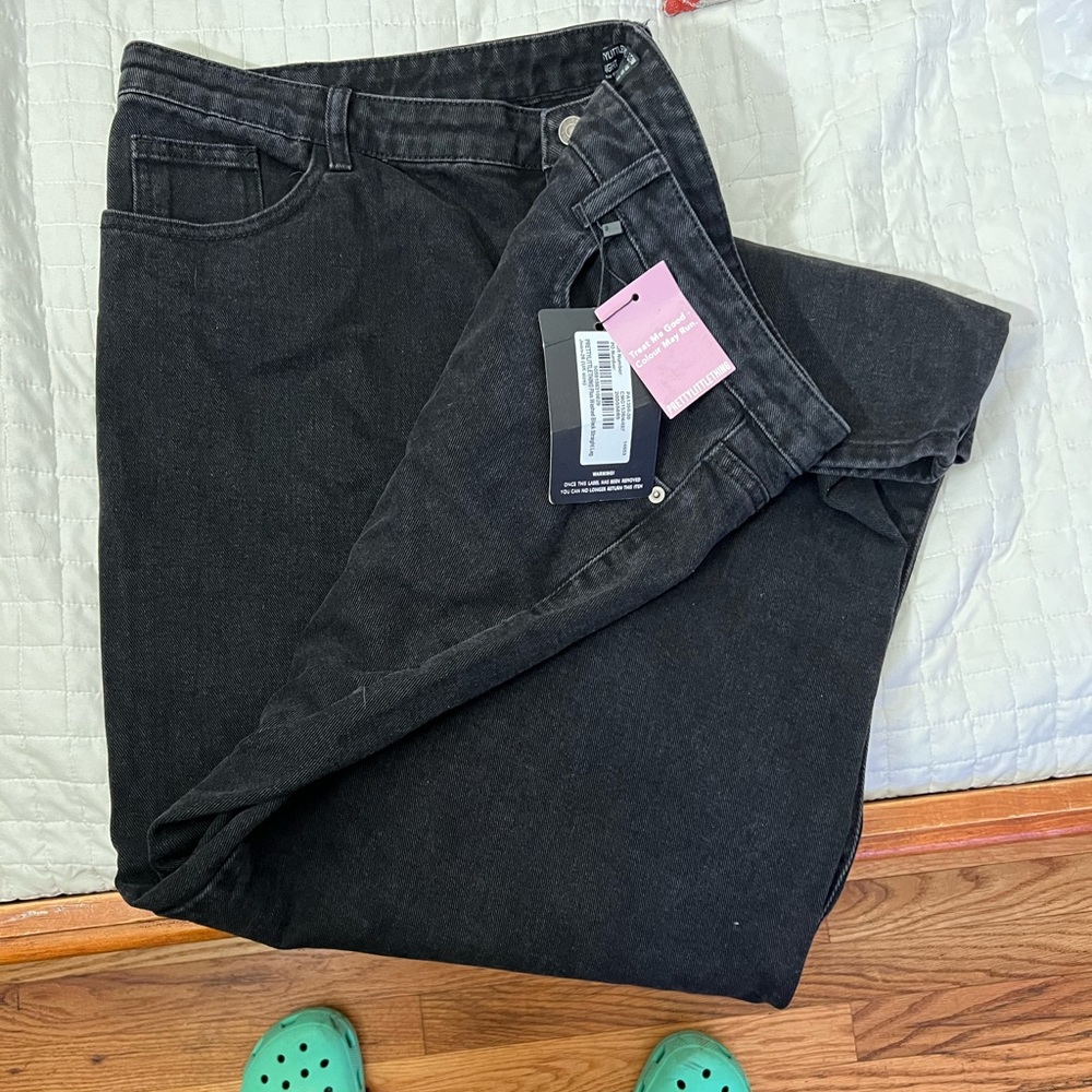 Pretty little thing's black denim Jean's